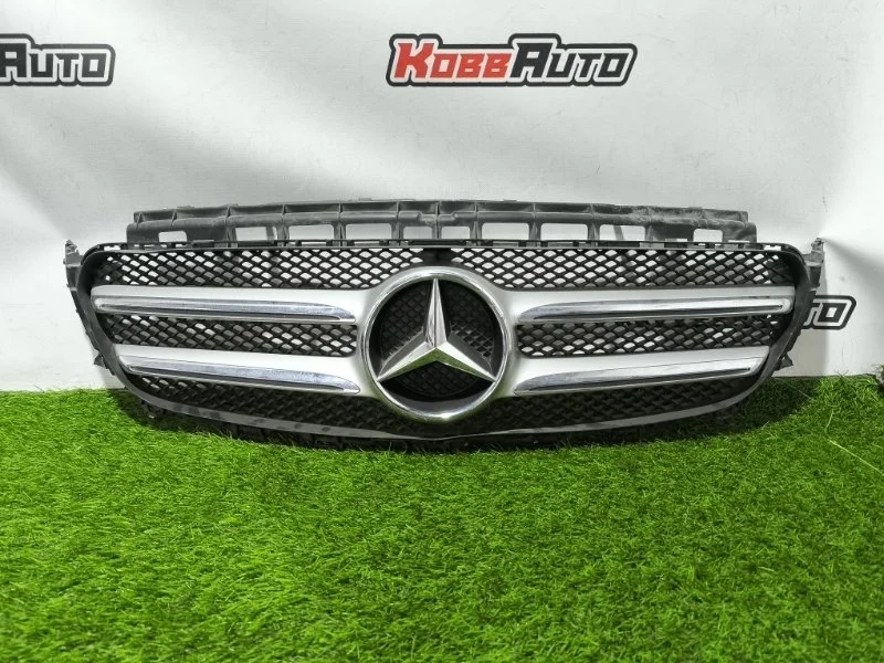 Решетка радиатора Mercedes-Benz E-Class A2138880123 W213