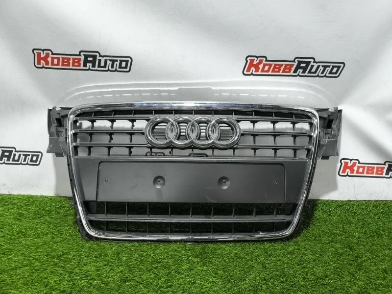 Решетка радиатора Audi A4 8K0853651 B8