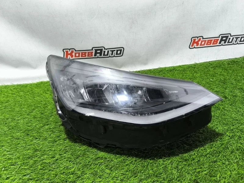 Фара LED Hyundai Sonata 92102L1100 DN8, передняя правая