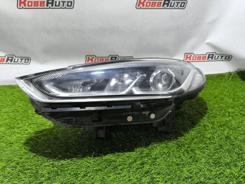 Фара галогеновая Hyundai Sonata 92101C1500 LF, передняя левая