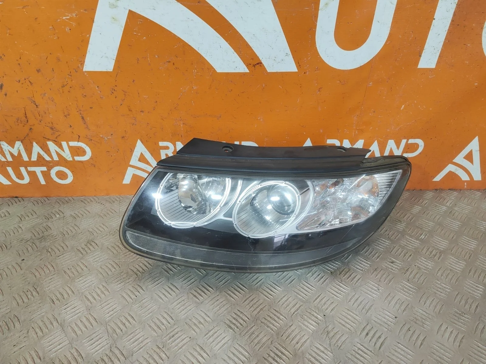 Фара Hyundai Santa Fe 2009-2012 CM