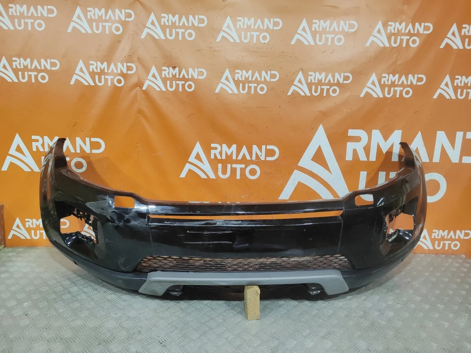Бампер Land Rover Range Evoque 2011-2015 L538