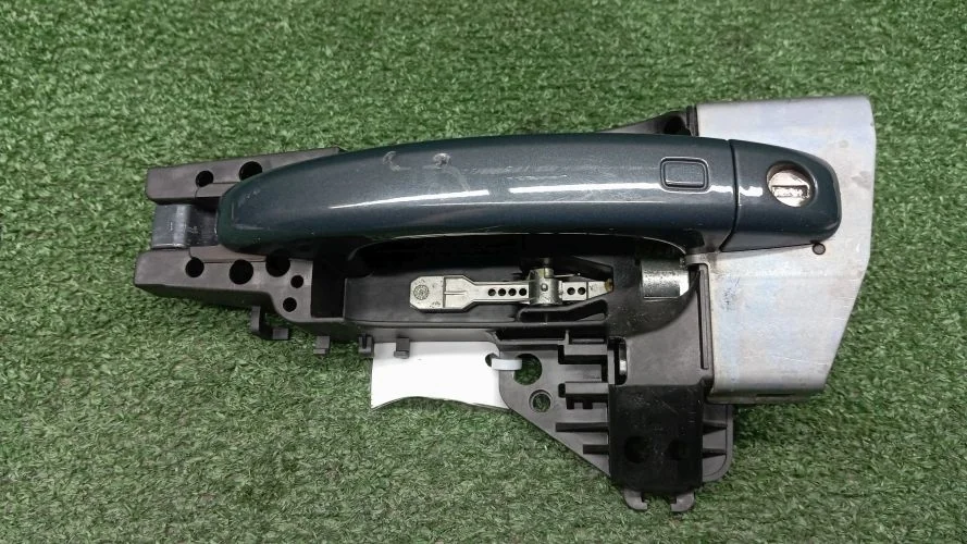 ручка двери внешняя Audi CSUA,CALB 8K,8K2,8RB Audi A4,Q5 CSUA,CALB 8K,8K2,8RB 8T01837885,8T1837885B,8T0837205A