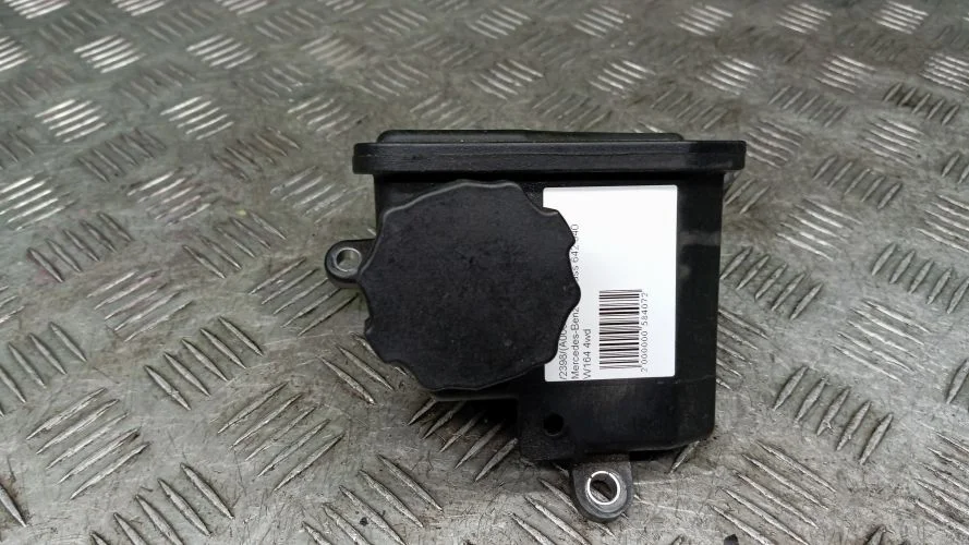 бачок гур Mercedes-Benz 642940 W164 Mercedes-Benz M-Class 642940 W164 A0004602283