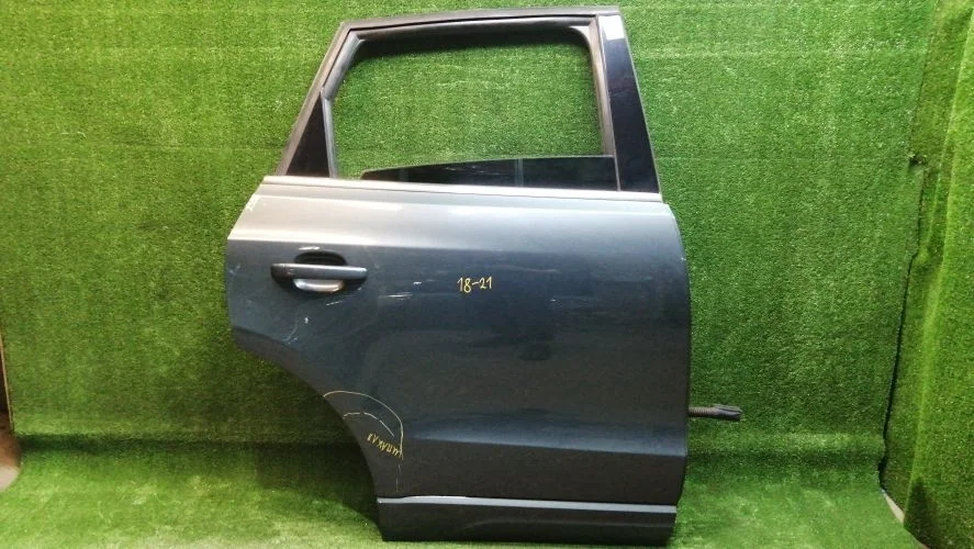 дверь боковая Audi CGLB,CAHA,CALB 8RB,8R Audi Q5 CGLB,CAHA,CALB 8RB,8R 8R0833052B