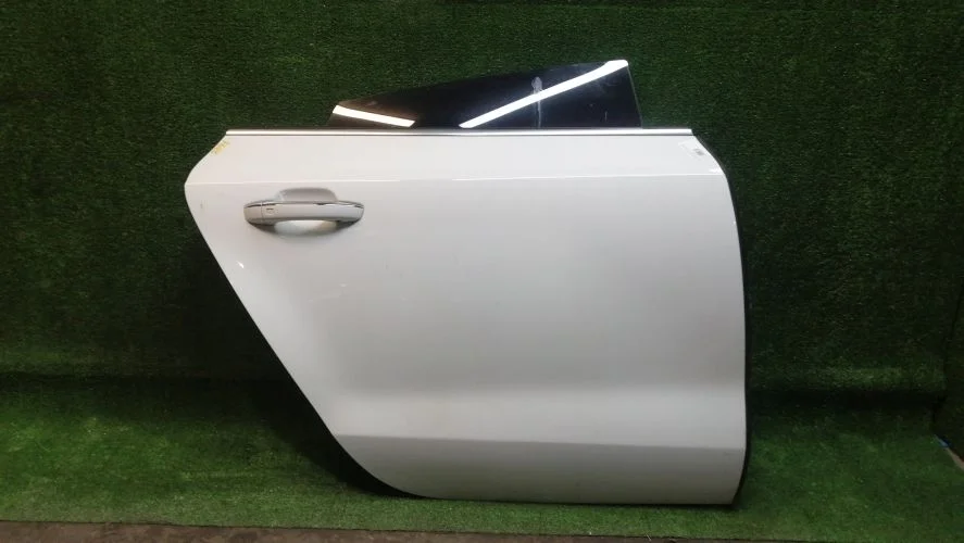 дверь боковая Audi CDUD 4GA Audi A7 CDUD 4GA 4G8833052A