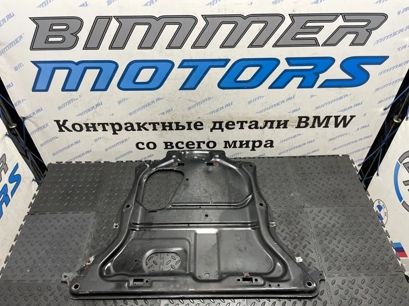 Пластина жесткости Bmw 31106863798 F30