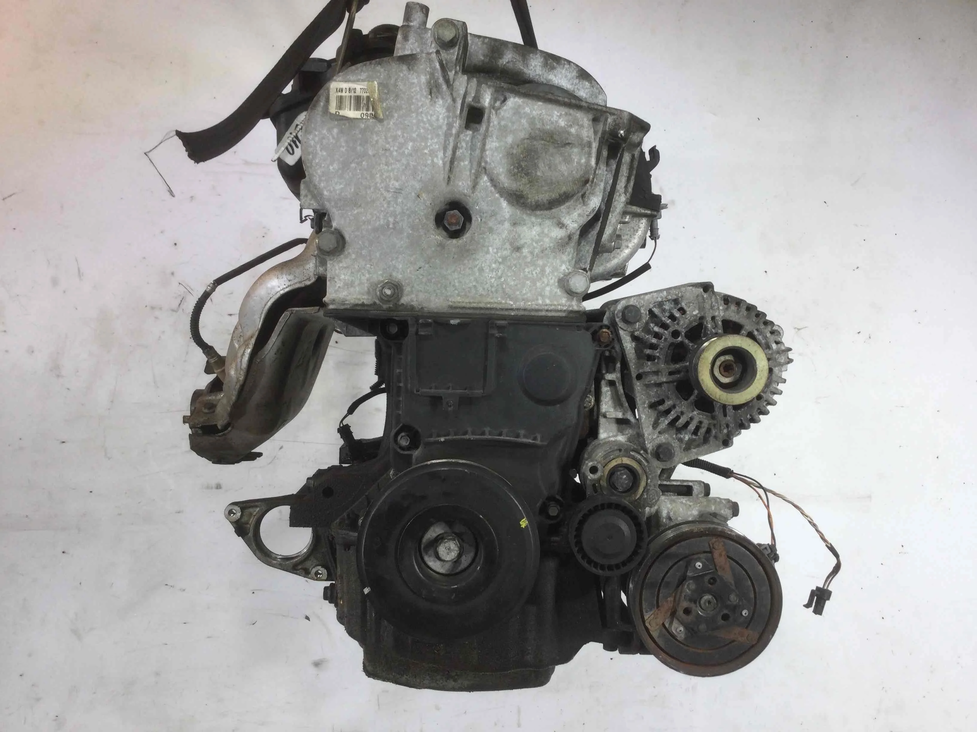 Двигатель Renault Megane Megane II (KM,LM) 2003 - 2009 бензин 1.6 i Механика