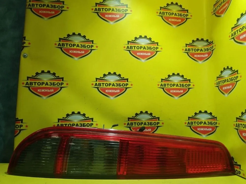 Фонарь задний левый Ford Focus II (2005—2008)