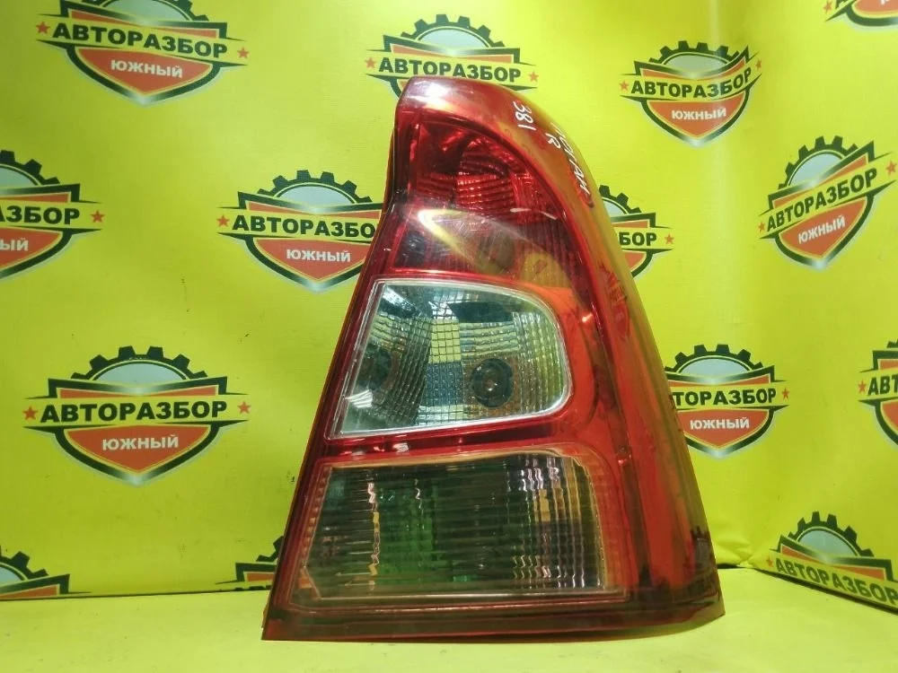 Фонарь задний правый Renault Logan I рестайлинг (2009—2015)