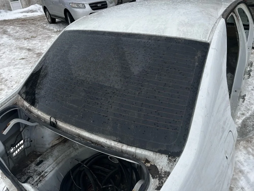 Стекло заднее Renault Logan I рестайлинг (2009—2015)