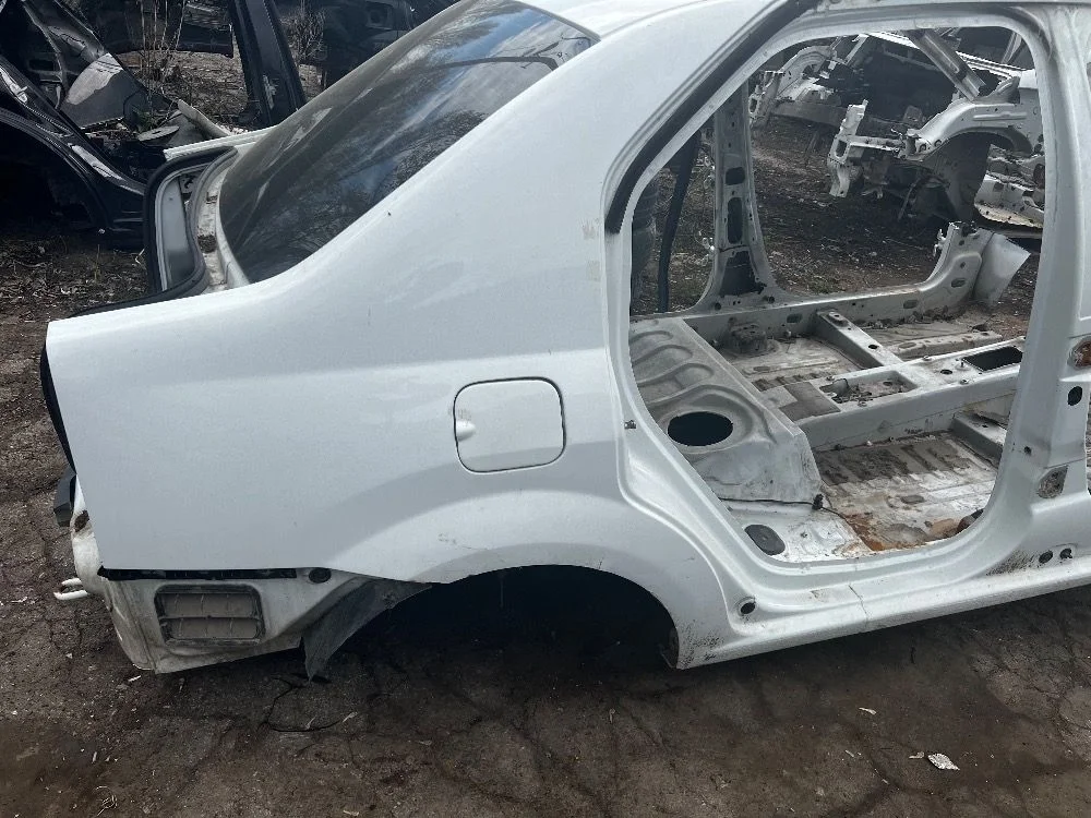 Крыло заднее правое Renault Logan I рестайлинг (2009—2015)