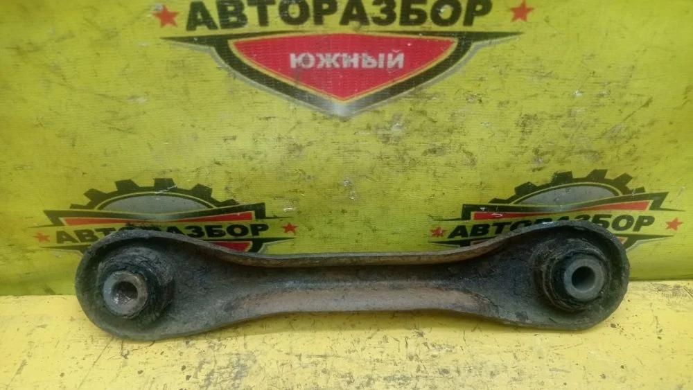 Рычаг задний поперечный Ford Focus II (2005—2008)