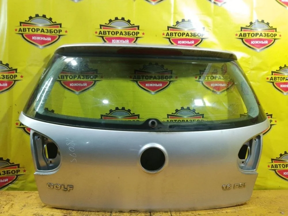Дверь багажника со стеклом Volkswagen Golf Mk5 (2003—2009)