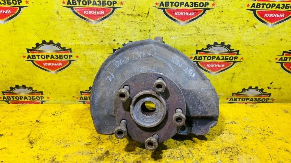 Кулак поворотный передний левый Mitsubishi Lancer X (2007—2010)