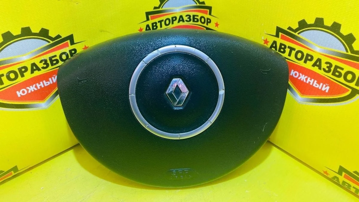 Подушка безопасности в рулевое колесо Renault Megane II (2002—2006)