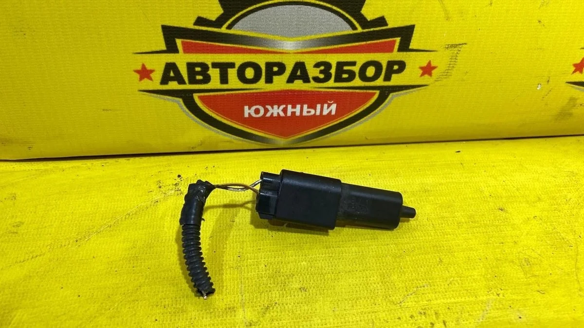Датчик температуры воздуха наружного Ford Focus II (2005—2008)