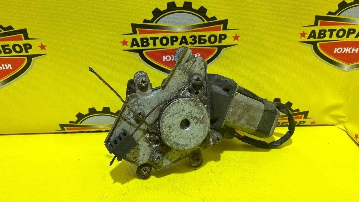 Моторчик стеклоподъемника Chery Amulet (A15) A15 (2003—2010)