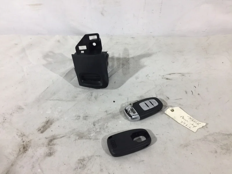 Замок зажигания Audi A4 B8
