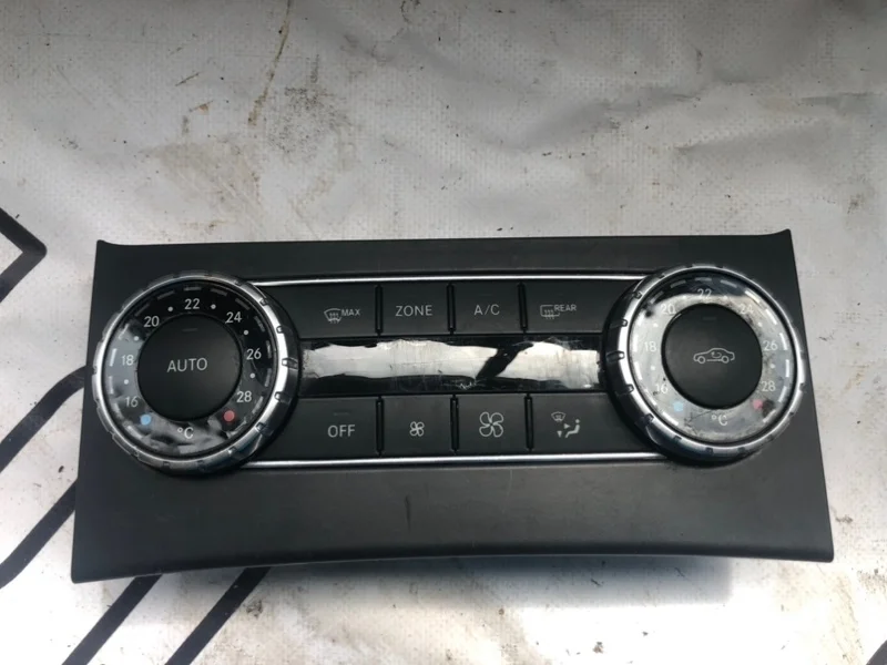 Блок управления климат-контролем Mercedes-Benz