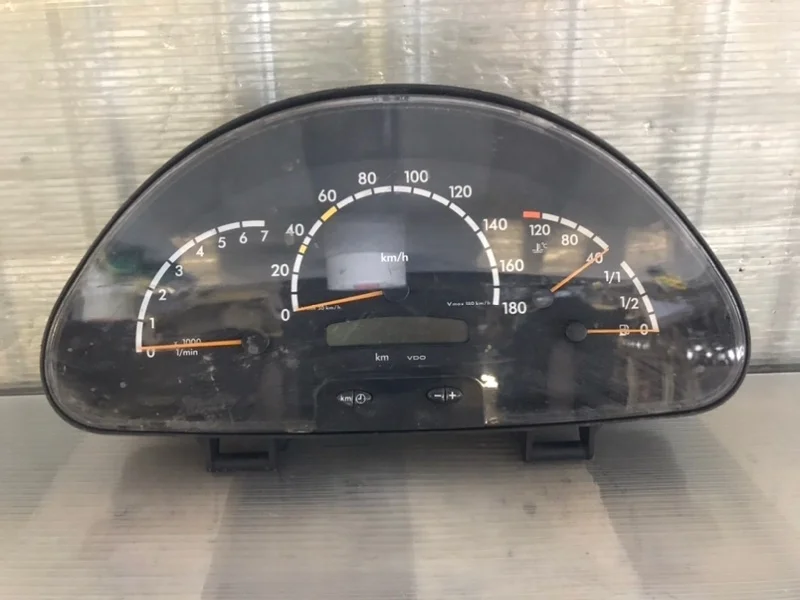 Щиток приборов Mercedes-Benz Sprinter W904