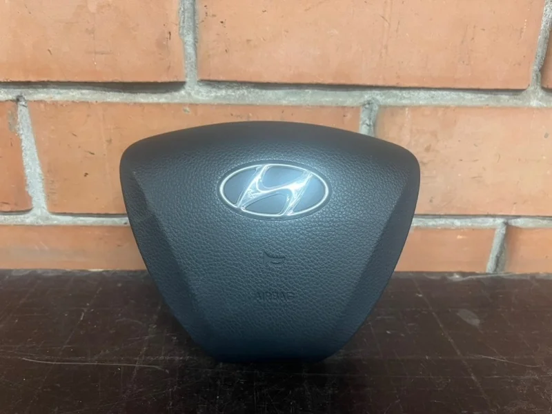 Подушка безопасности в руль Hyundai I40 1