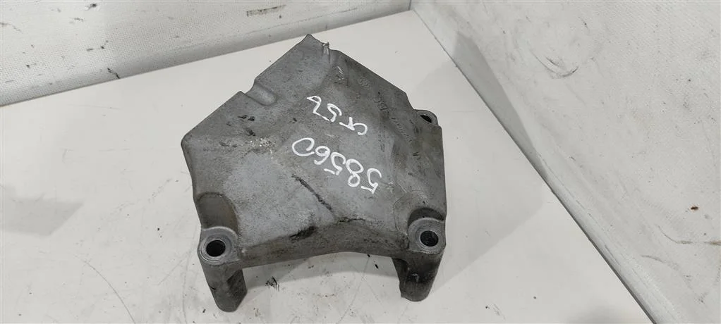 Кронштейн двигателя 13248477  1.4 Турбо бензин Ch