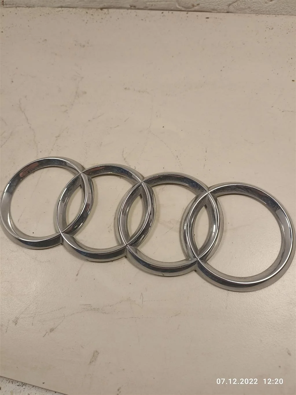 Бленда 8K5827023AE    Audi