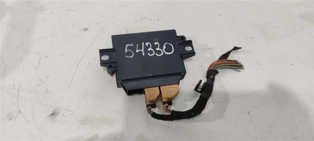 Блок управления парктрониками 8K0919475С  2.0 TFS