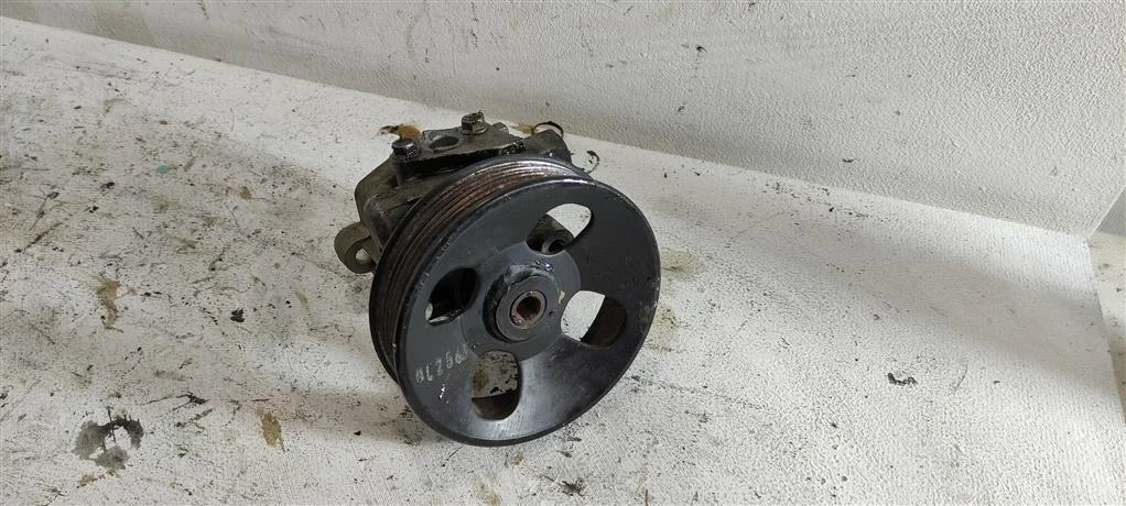 Насос гидроусилителя руля 571004H000  2.5 CRDi Hy