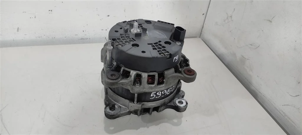 Генератор 03L903024F  2.0 TDI Volkswagen