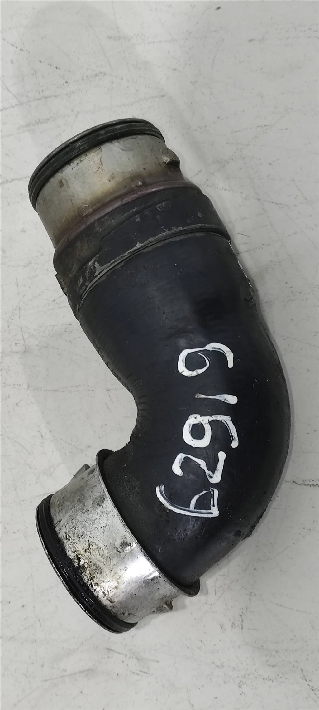 Патрубок турбины 1T0145790B  1.9 TDI Volkswagen