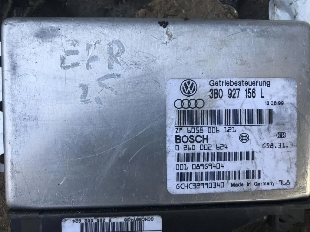 Блок управления АКПП 3B0927156L  2.5 TDI Volkswag