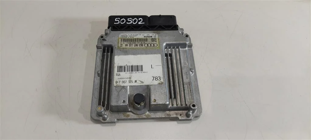 Блок управления двигателем 8K2907115AA  2.0 Бензи