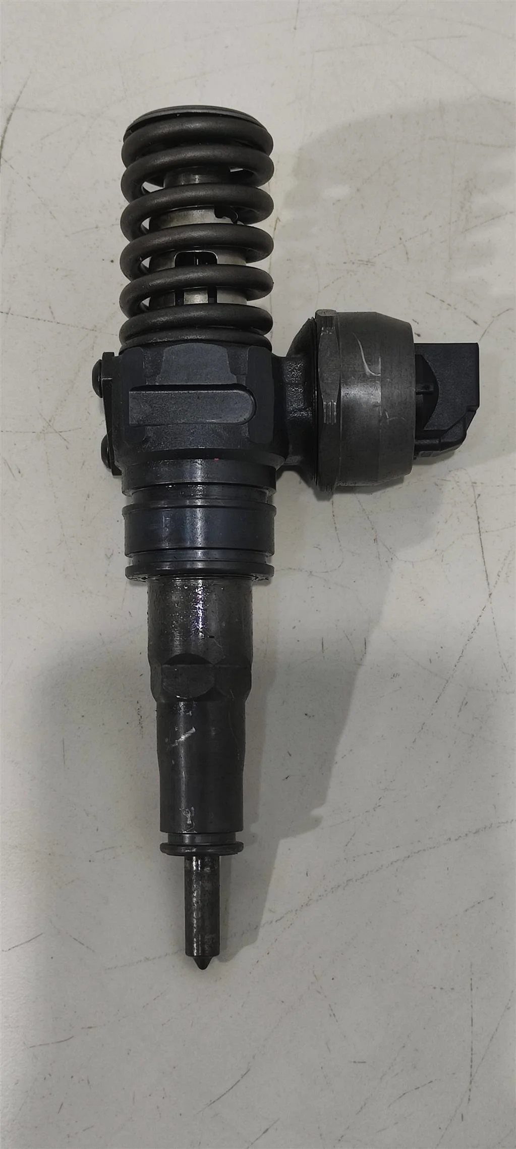 Форсунка 038130073AG  1.9 TDI Volkswagen