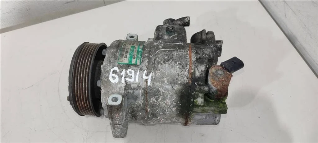 Компрессор кондиционера 1K0820803G  2.0 TDI Skoda