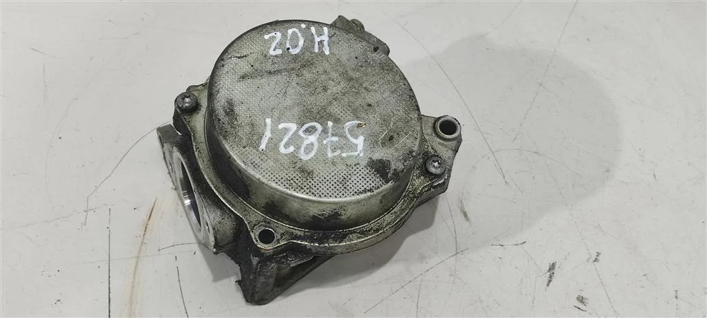 Насос вакуумный 06H145100AB  1.8 TFSI Skoda