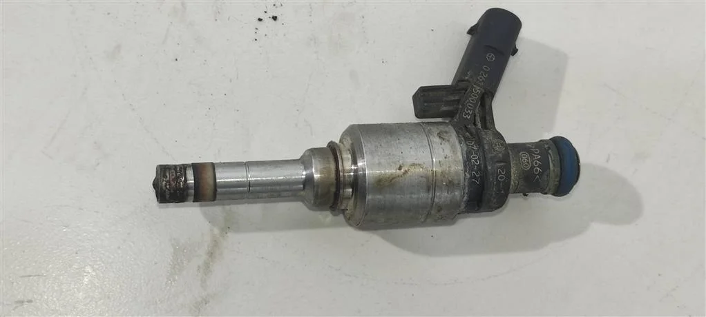 Форсунка 06H906036B  1.8 Турбо бензин Volkswagen