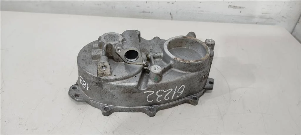 Крышка распредвала 06F103530N  2.0 Бензин Volkswa