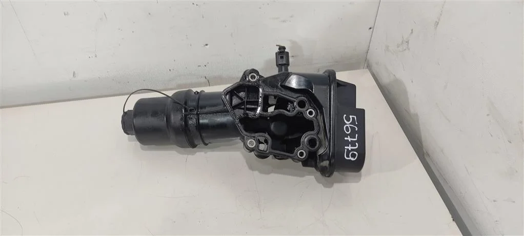 Корпус масляного фильтра 06F115397H  2.0 TFSI Vol