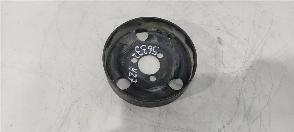 Шкив помпы 021121031A  3.6 Бензин Audi