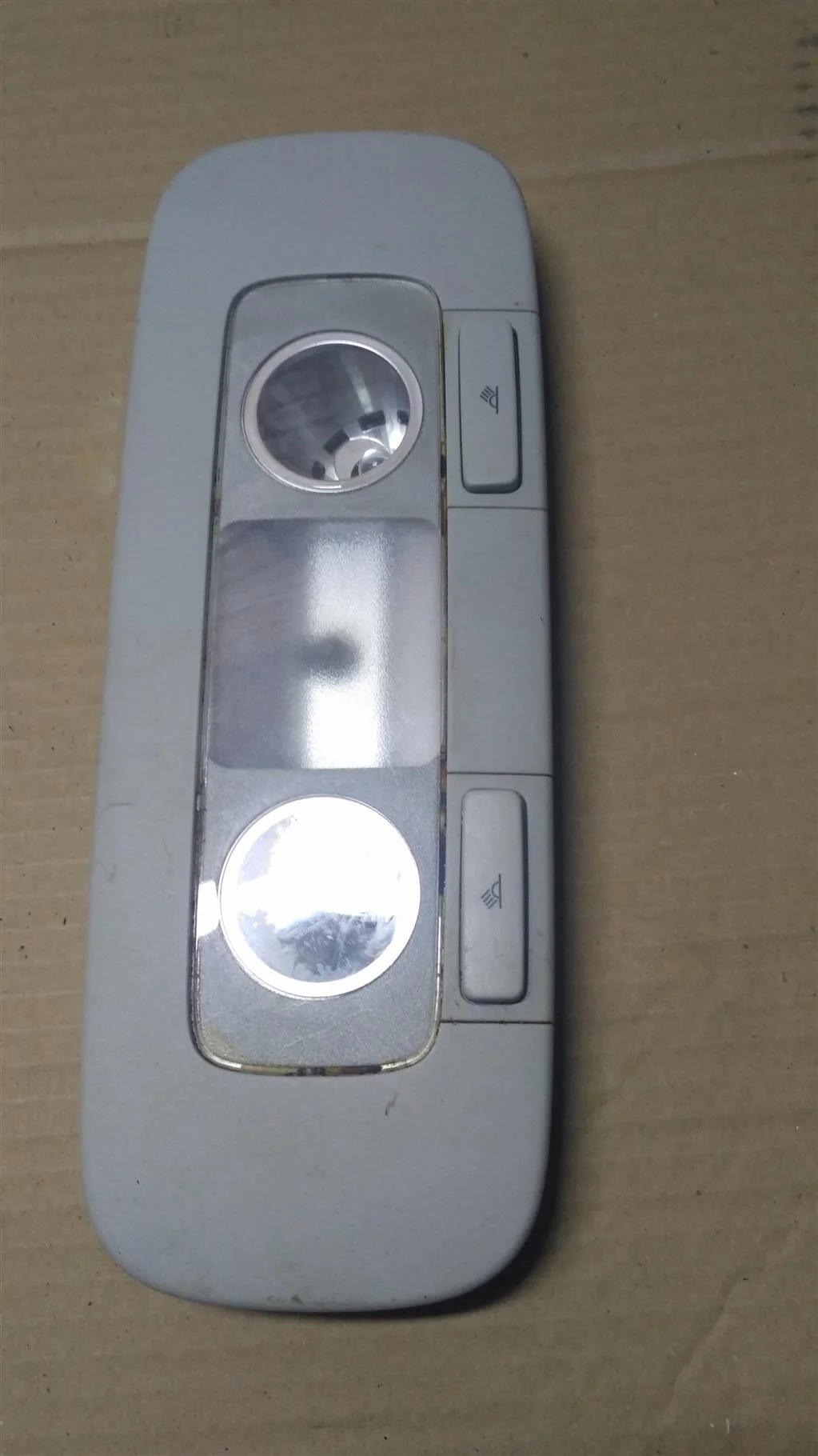 Фонарь салона (плафон) 3C0947291D  2.0 TDI Volksw