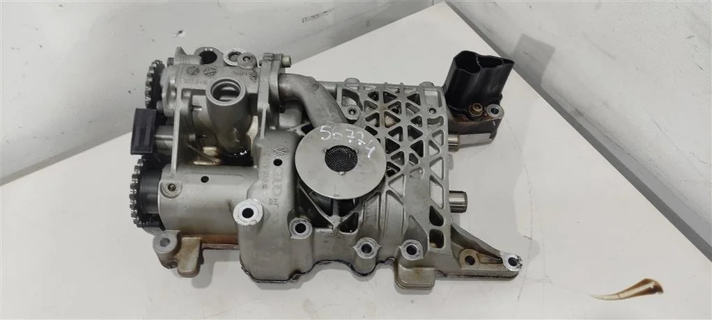 Насос масляный 06D103295R  2.0 Турбо бензин Volks