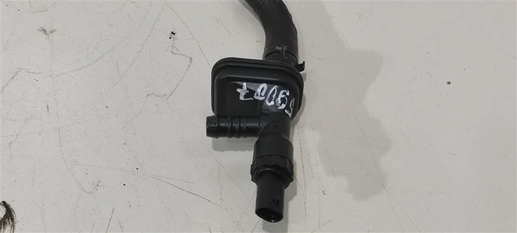 Датчик температуры топлива 03L919824C  2.0 TDI Vo