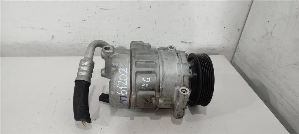 Компрессор кондиционера 1K0820859S  1.4 Турбо бен