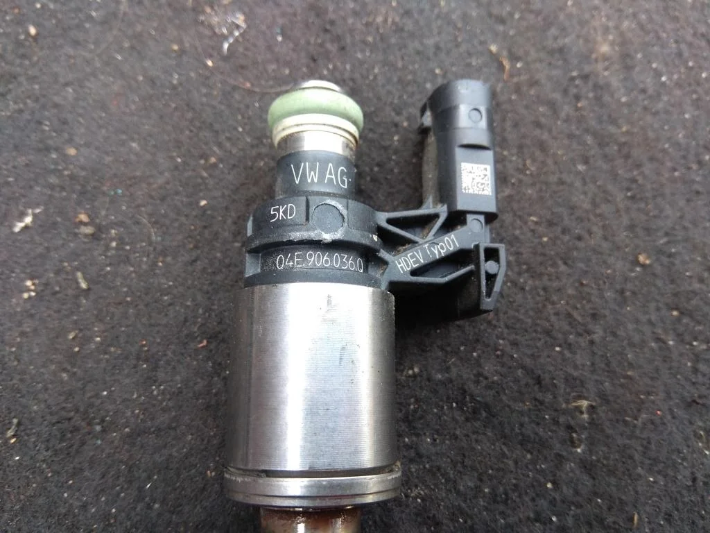 Форсунка 04E906036Q  1.2 TSI Audi
