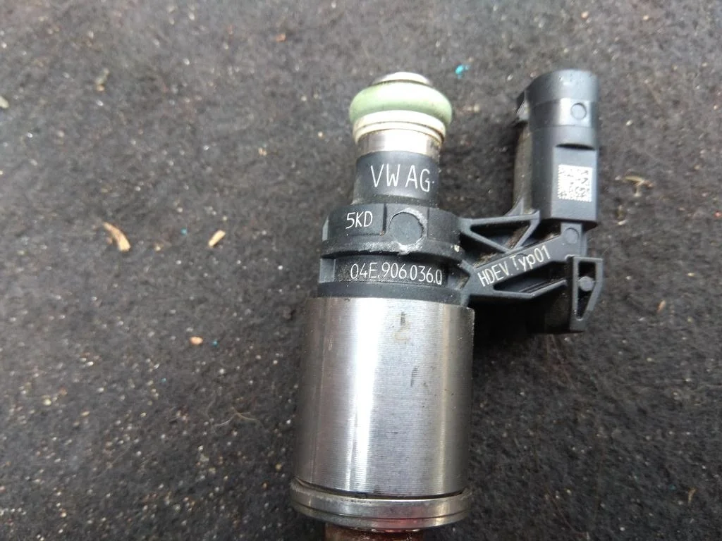 Форсунка 04E906036Q  1.2 TSI Audi