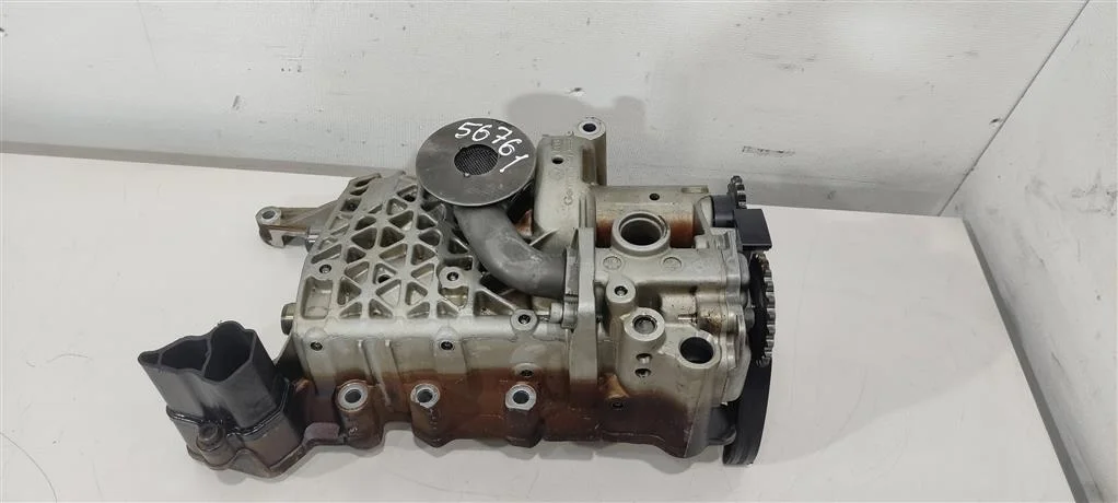 Насос масляный 06D103295S  2.0 Турбо бензин Skoda