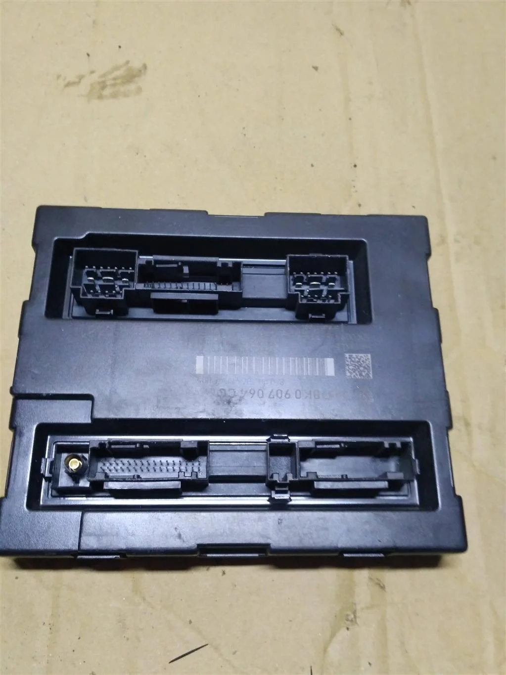 Блок бортовой сети 8K0907064CC  2.0 TDI Audi