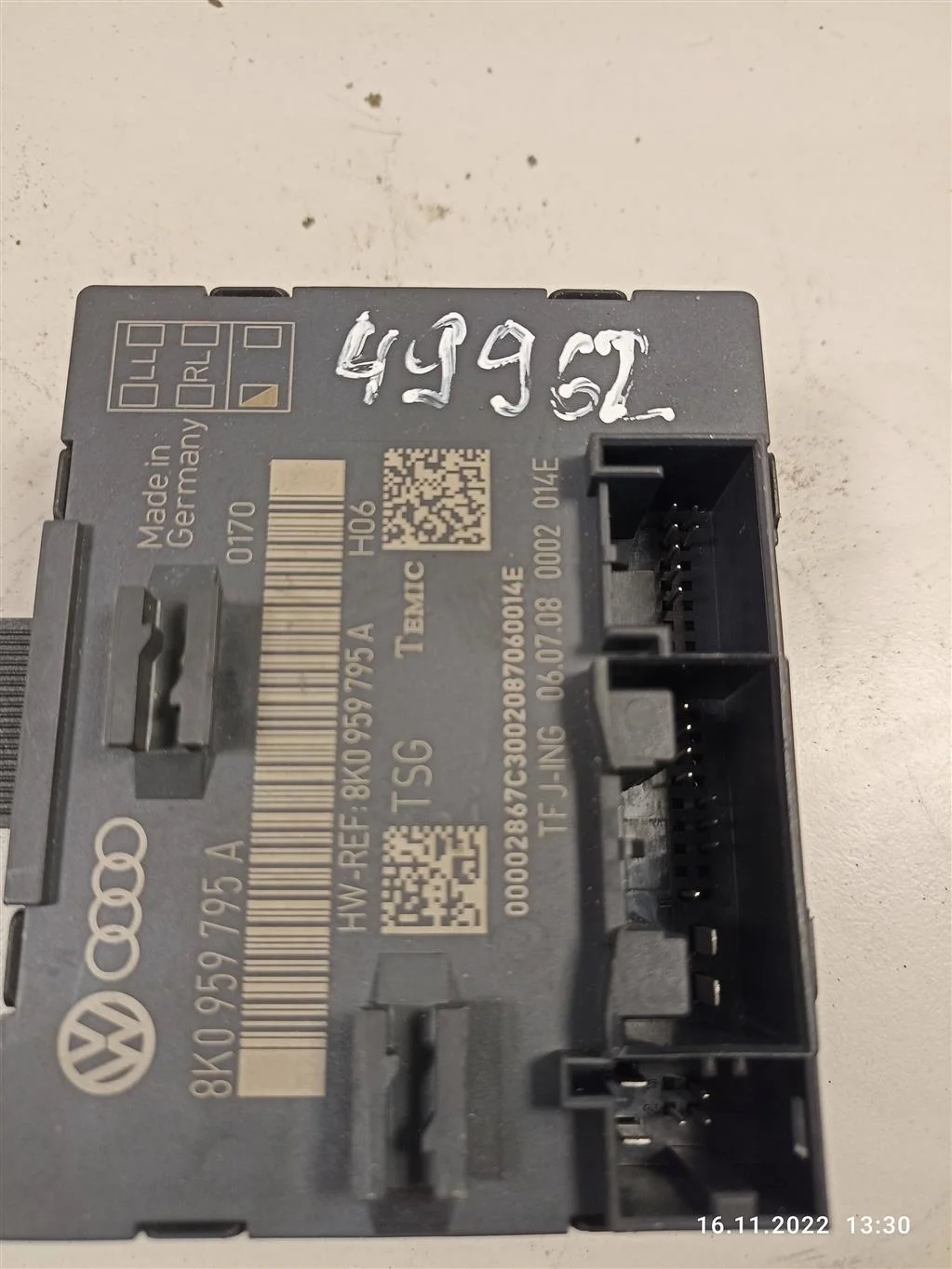 Блок управления двери задней левой 8K0959795A